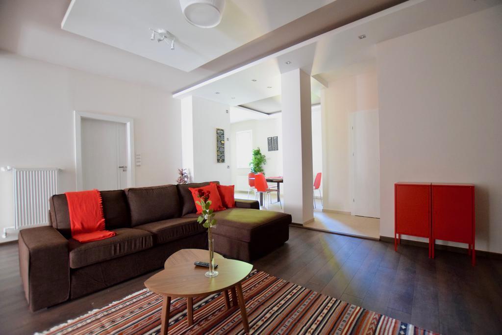 Апартаменти Standard By Hi5 - Close To Buda Castle Будапешт