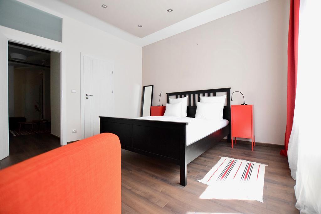 Апартаменти Standard By Hi5 - Close To Buda Castle Будапешт